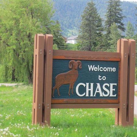 Chase Country Inn Exterior foto